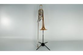 HOLTON - OCCASION BASTROMBONE TR-181 KWART- KWINTVENTIEL INCL. KOFFER